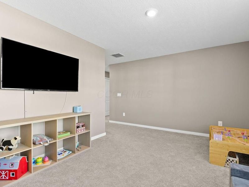 373 Kells Court W, Newark, OH 43055 Photo 37