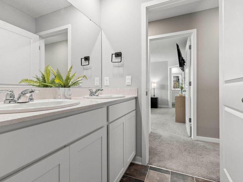 373 Kells Court W, Newark, OH 43055 Photo 39