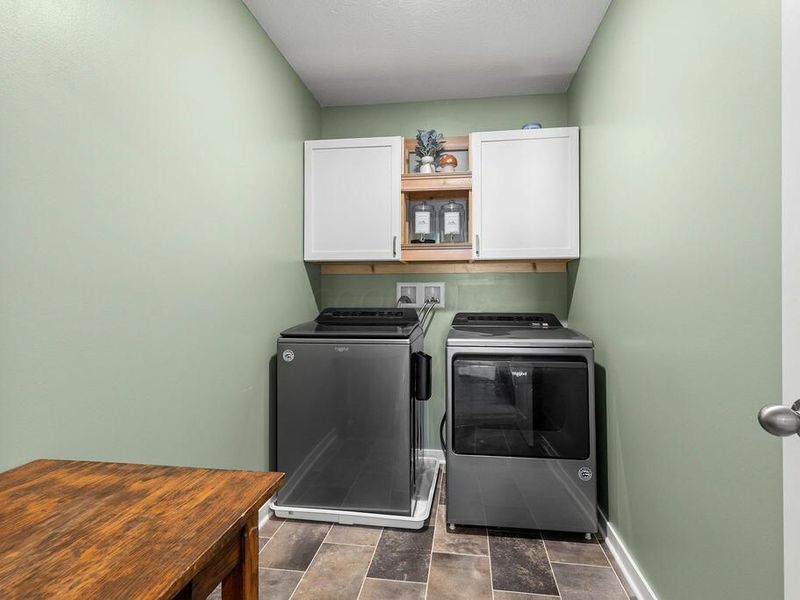 373 Kells Court W, Newark, OH 43055 Photo 40