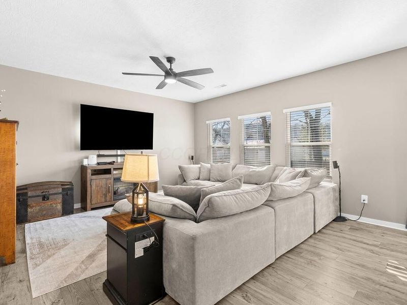 373 Kells Court W, Newark, OH 43055 Photo 8