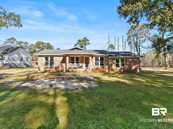13545 Lyons Avenue, Bayou La Batre, AL 36509