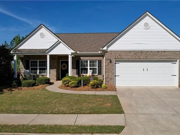 848 Crossroads Court, Social Circle, GA 30025