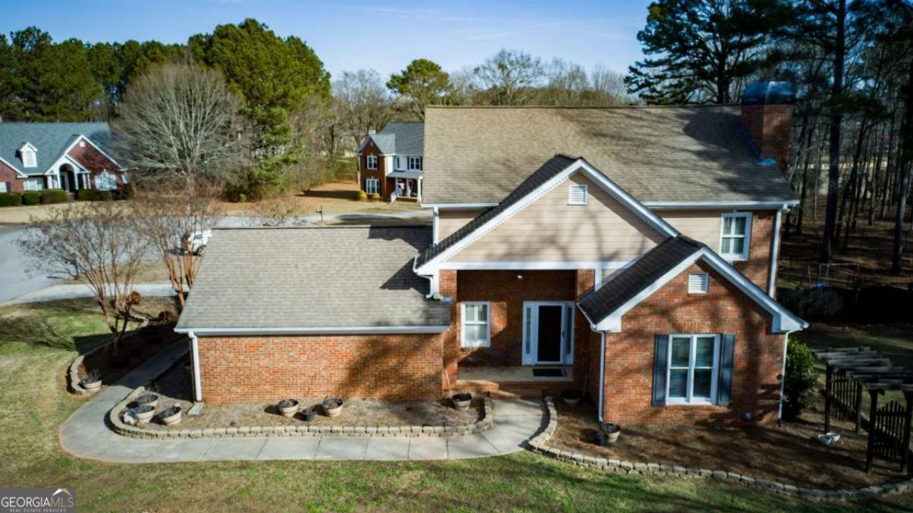 1010 Charles Court, Statham, GA 30666 Main Photo
