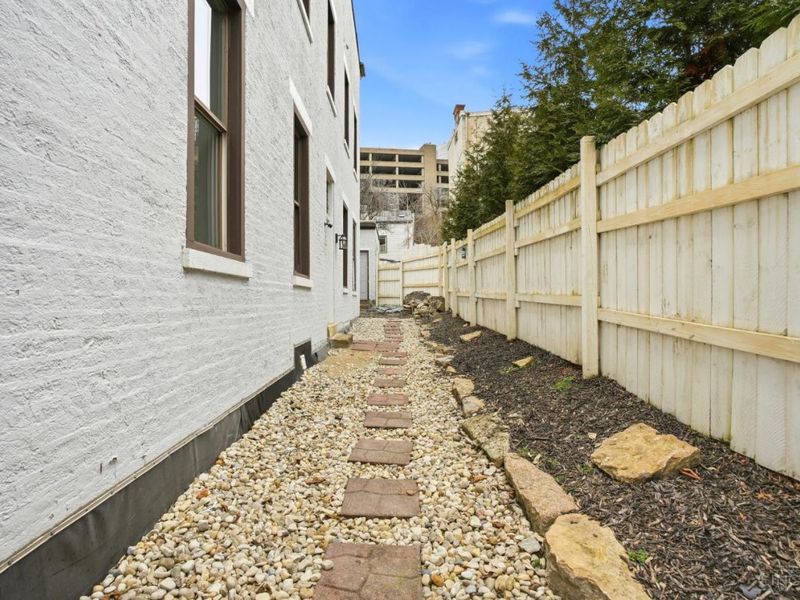 132 Winkler Street, Cincinnati, OH 45219 Photo 51