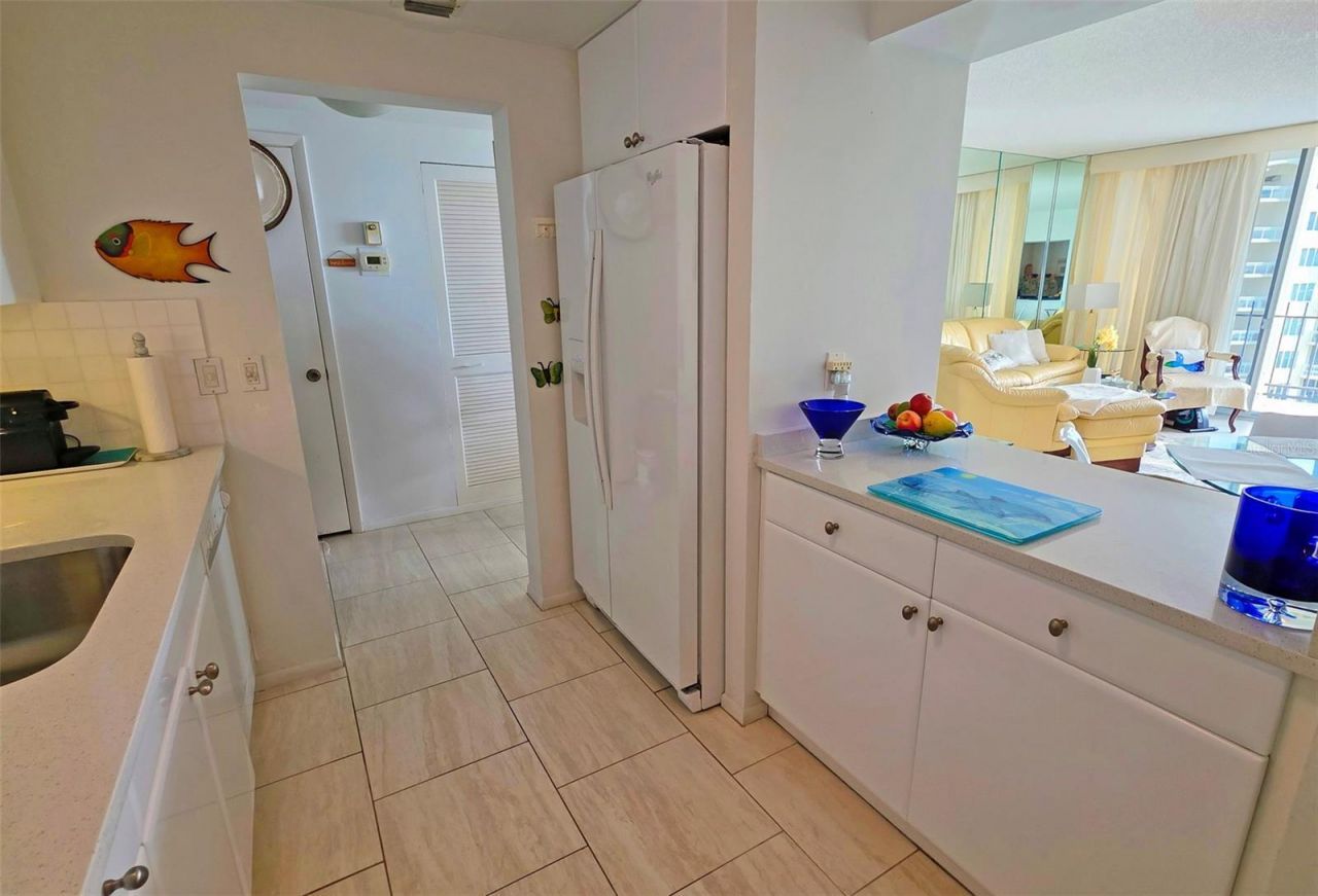 1212 Ben Franklin Drive, Unit 1205, Sarasota, FL 34236 Photo