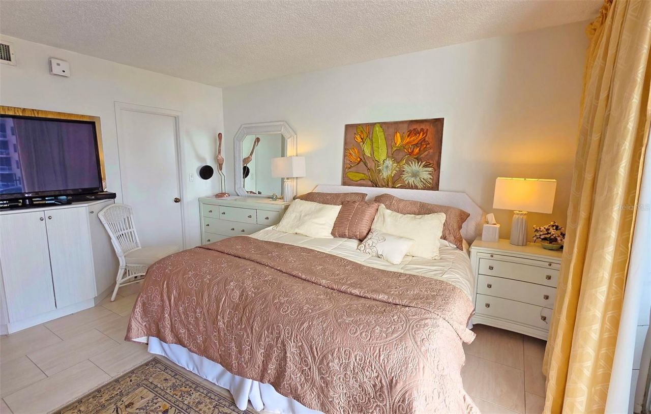 1212 Ben Franklin Drive, Unit 1205, Sarasota, FL 34236 Photo