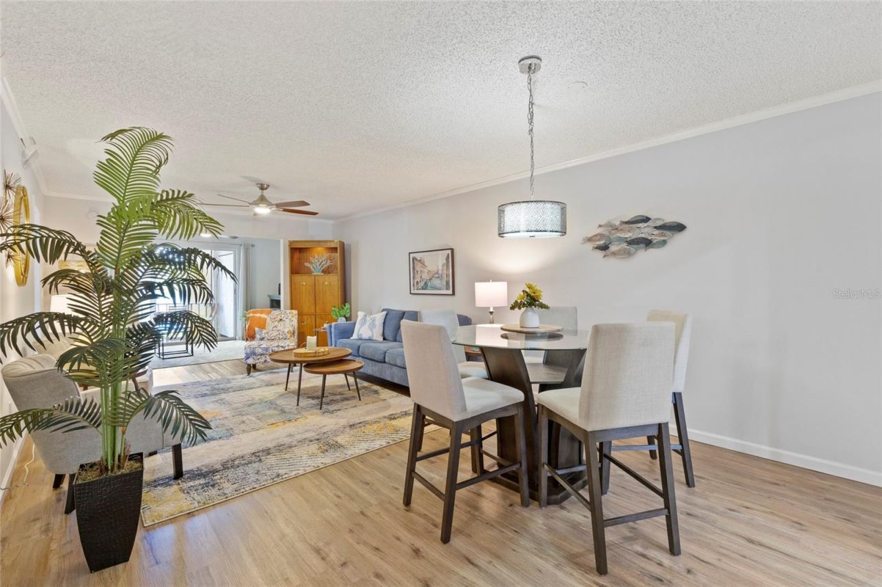 3873 Lake Bayshore Drive, Unit 201, Bradenton, FL 34205 Photo