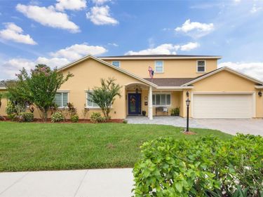 11606 LIPSEY ROAD, TAMPA, FL 33618