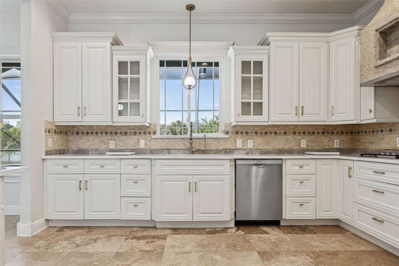 11606 Lipsey Road, Tampa, FL 33618 Photo