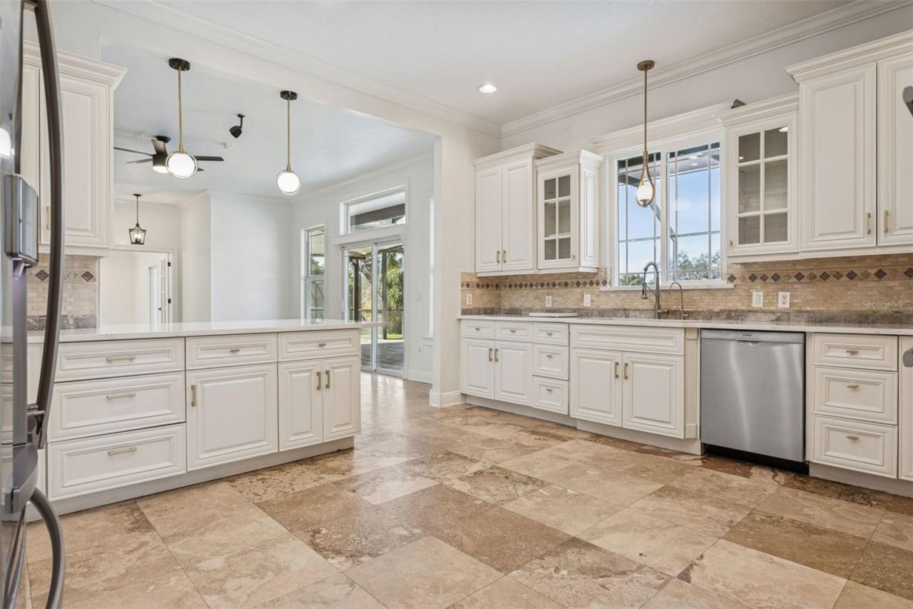 11606 Lipsey Road, Tampa, FL 33618 Photo