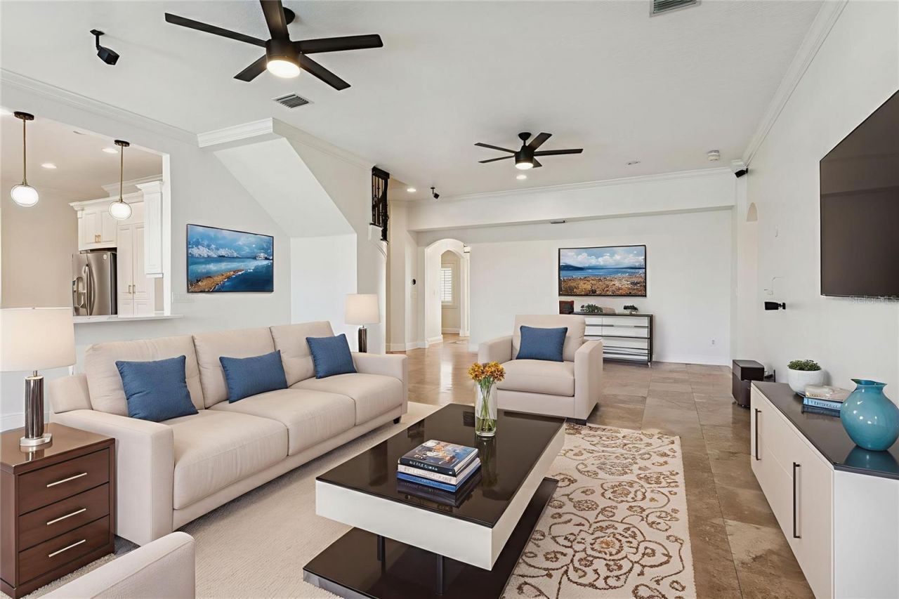 11606 Lipsey Road, Tampa, FL 33618 Photo