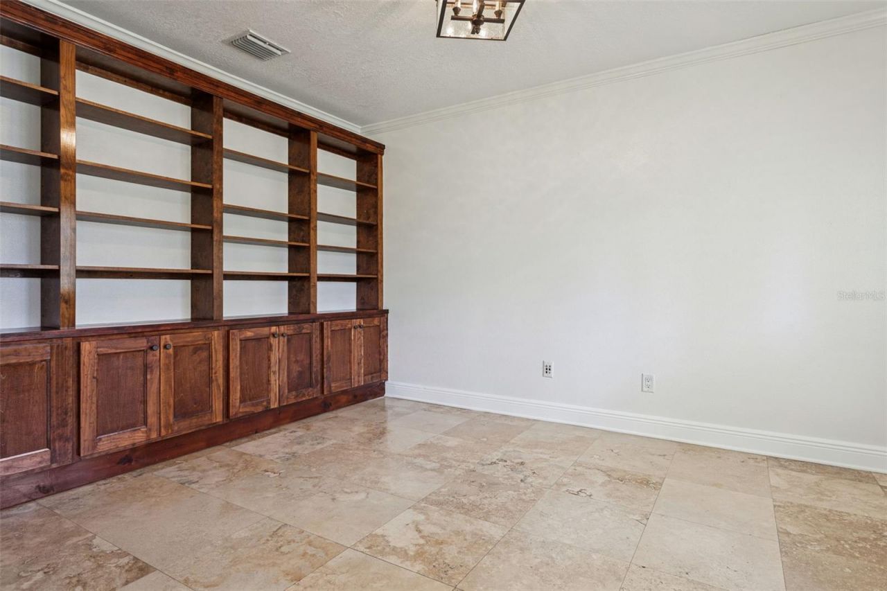 11606 Lipsey Road, Tampa, FL 33618 Photo