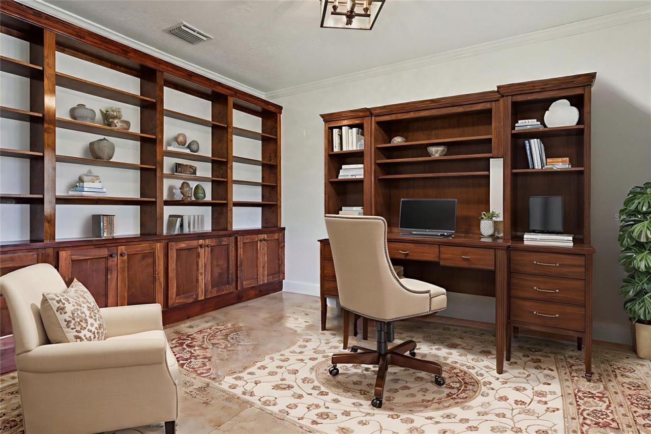 11606 Lipsey Road, Tampa, FL 33618 Photo