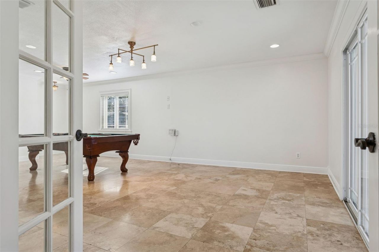 11606 Lipsey Road, Tampa, FL 33618 Photo