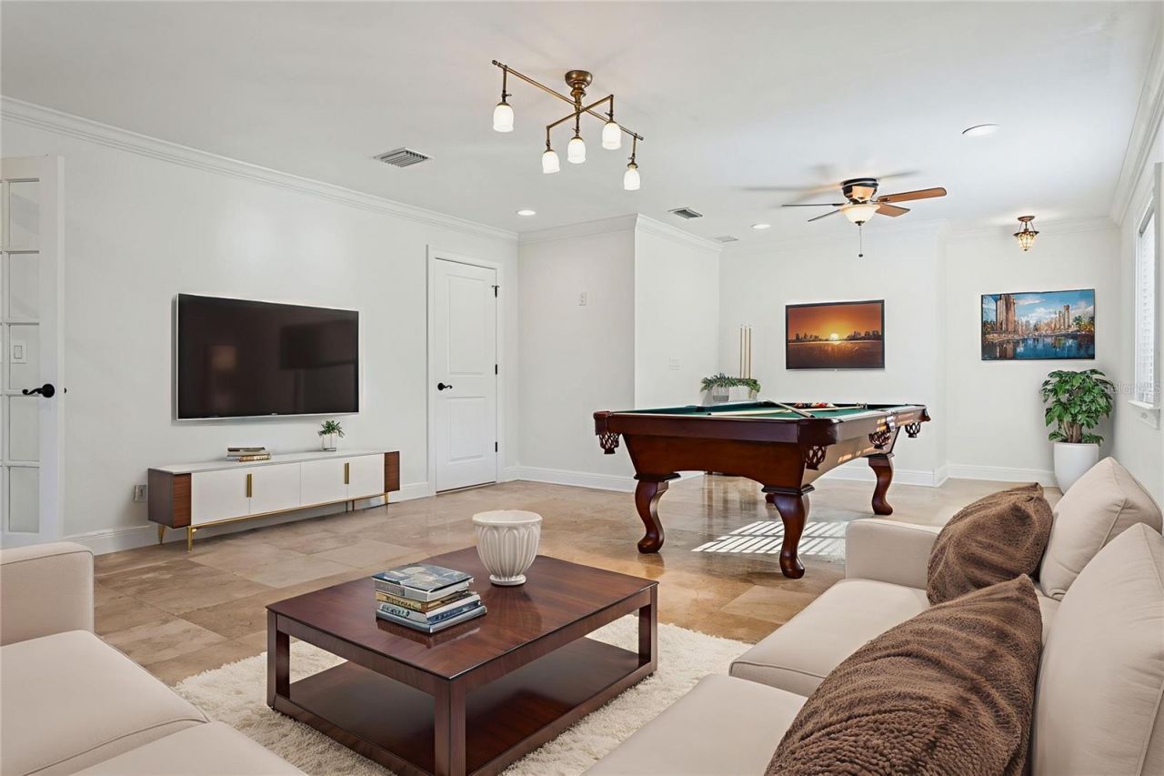 11606 Lipsey Road, Tampa, FL 33618 Photo