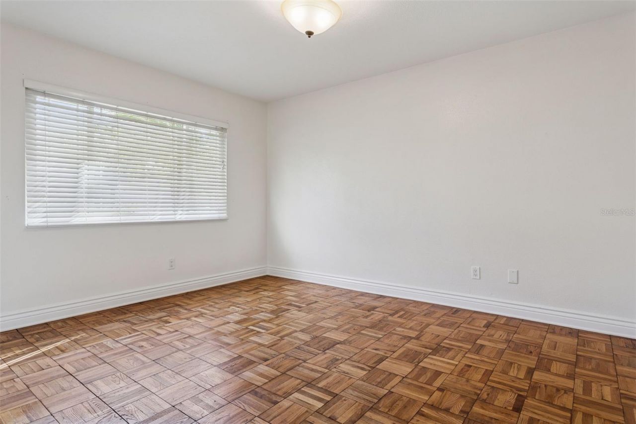 11606 Lipsey Road, Tampa, FL 33618 Photo