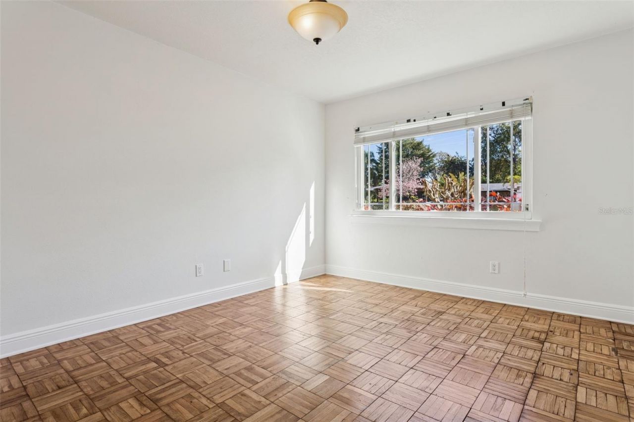 11606 Lipsey Road, Tampa, FL 33618 Photo