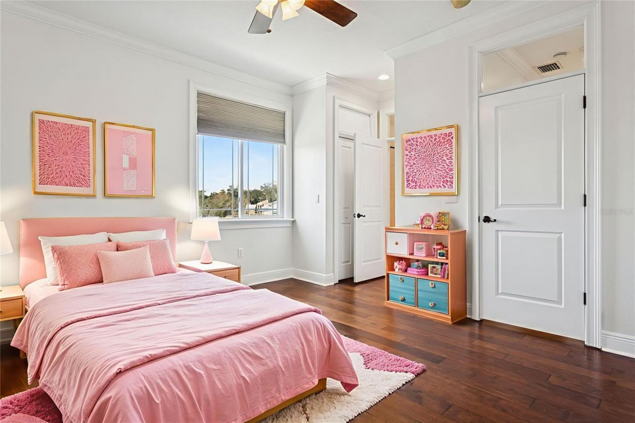 11606 Lipsey Road, Tampa, FL 33618 Photo