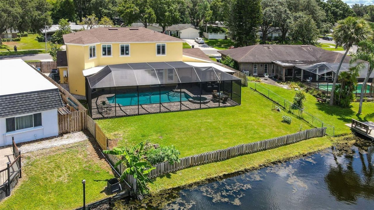 11606 Lipsey Road, Tampa, FL 33618 Photo