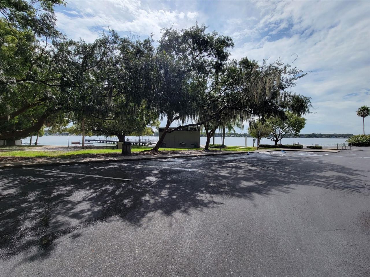 11606 Lipsey Road, Tampa, FL 33618 Photo