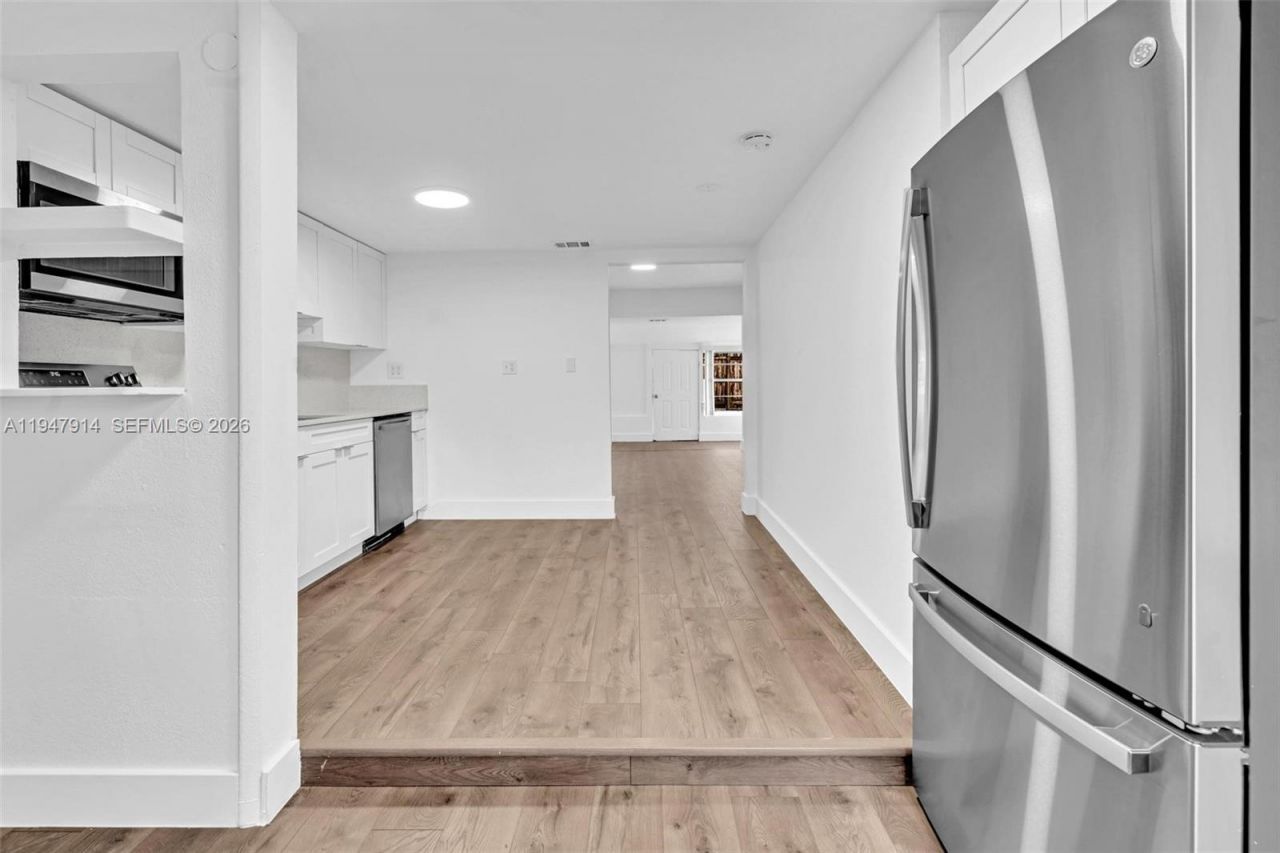 2636 SW 29th Ct, Miami, FL 33133 Photo