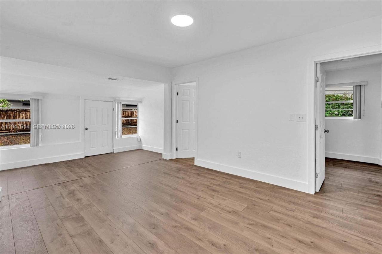 2636 SW 29th Ct, Miami, FL 33133 Photo