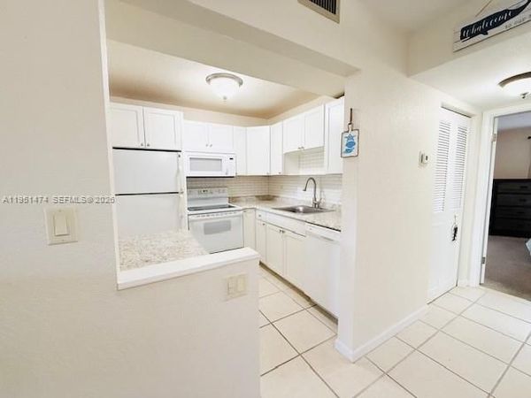 3061 NW 47th Ter, Unit 228B, Lauderdale Lakes, FL 33313