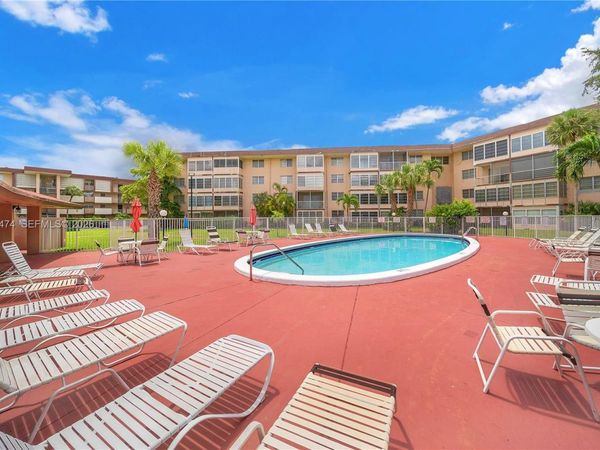 3061 NW 47th Ter , Unit 228B, Lauderdale Lakes, FL 33313