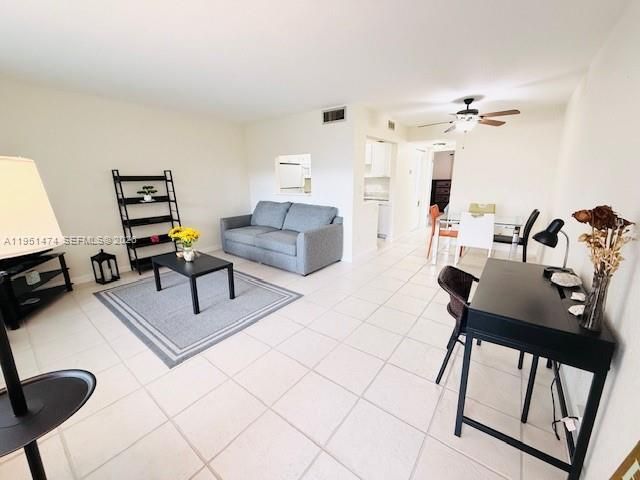 3061 NW 47th Ter, Unit 228B, Lauderdale Lakes, FL 33313 Photo