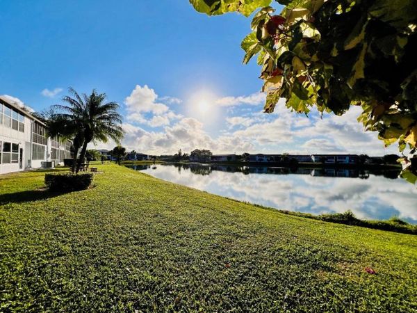 171 Chatham I, West Palm Beach, FL 33417