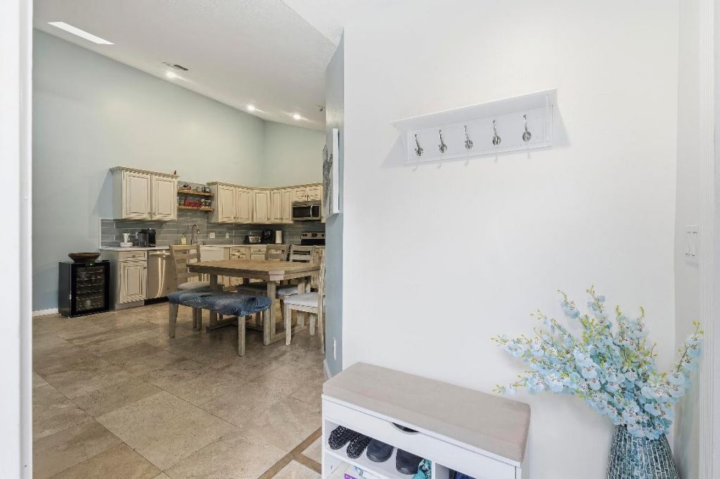 5284 Eagle Lake Drive, Palm Beach Gardens, FL 33418 Photo