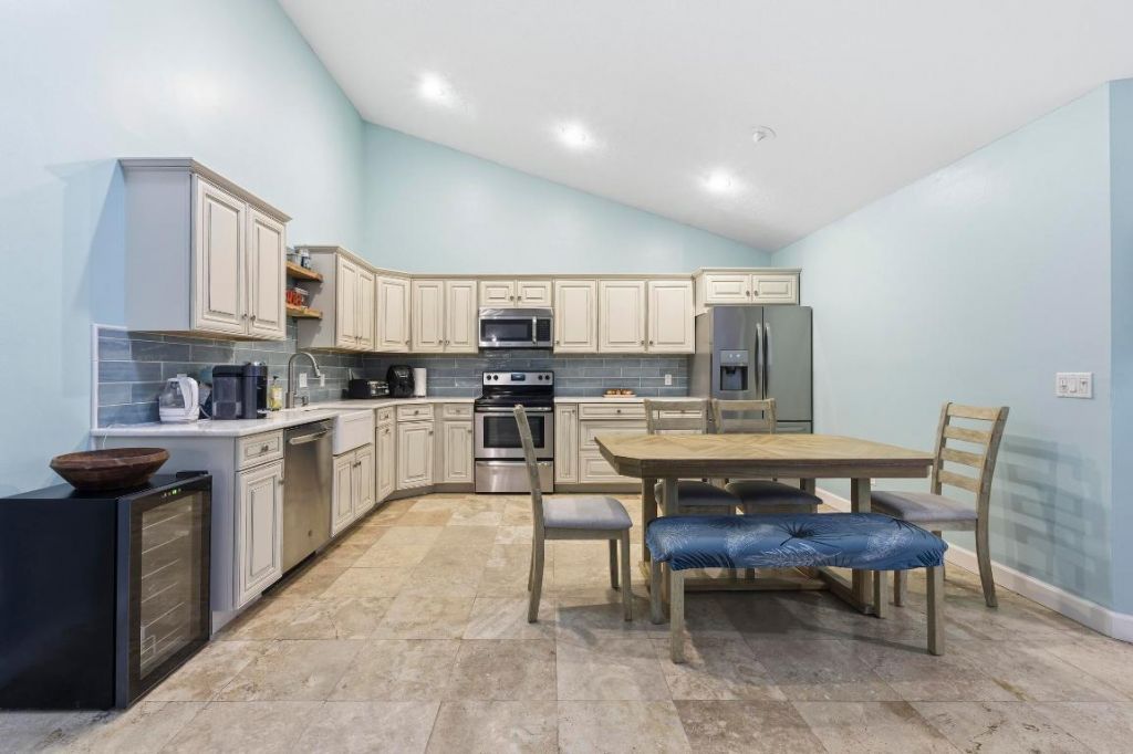 5284 Eagle Lake Drive, Palm Beach Gardens, FL 33418 Photo