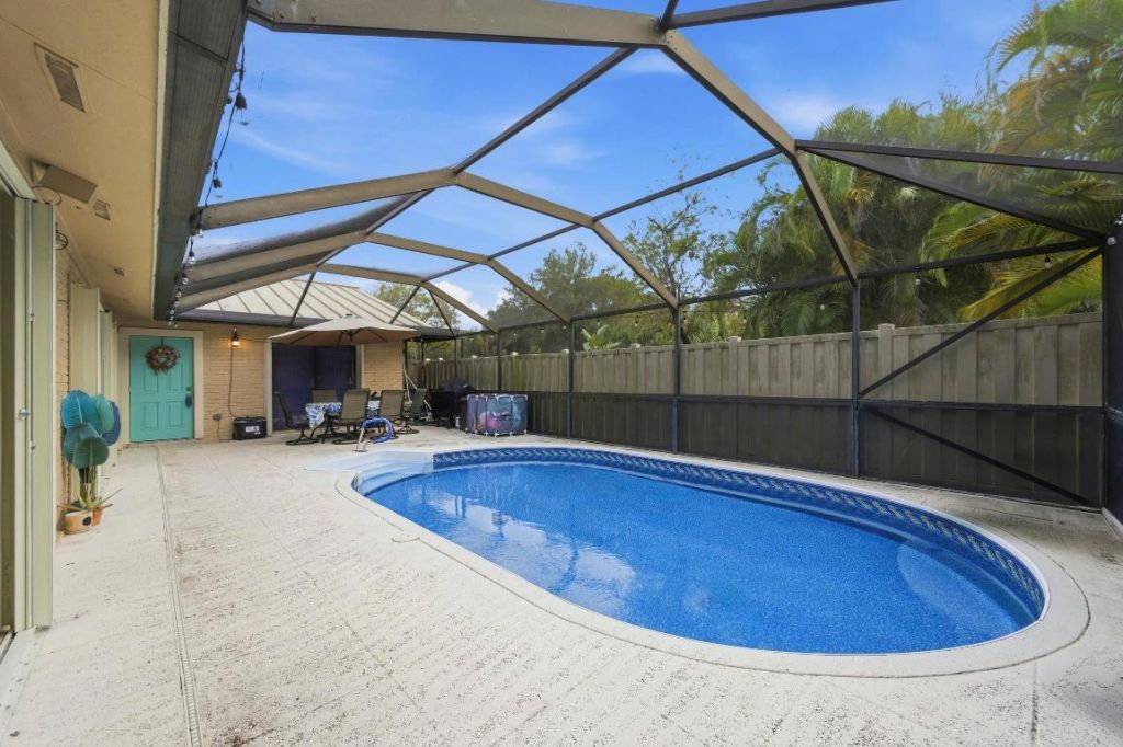 5284 Eagle Lake Drive, Palm Beach Gardens, FL 33418 Photo