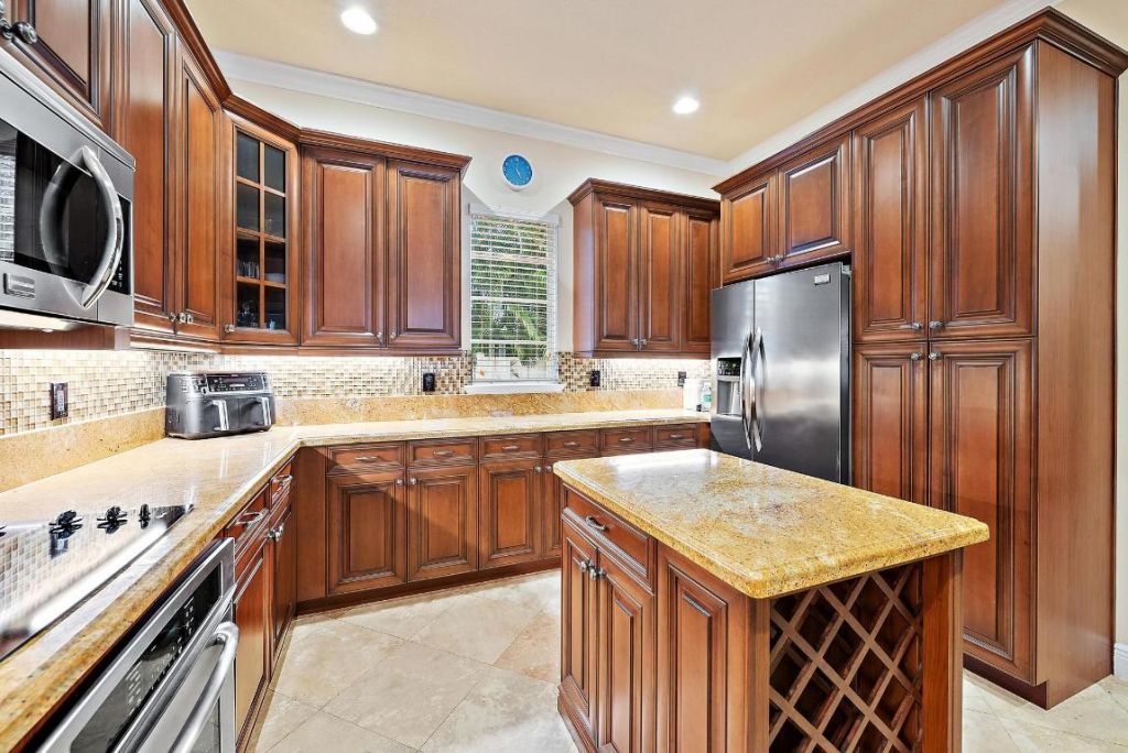 107 Via Poinciana Lane, Boca Raton, FL 33487 Photo