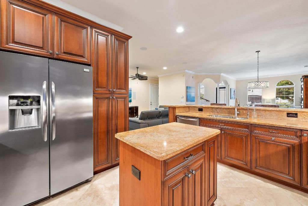 107 Via Poinciana Lane, Boca Raton, FL 33487 Photo