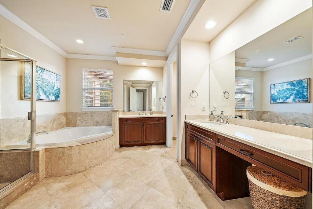 107 Via Poinciana Lane, Boca Raton, FL 33487 Photo