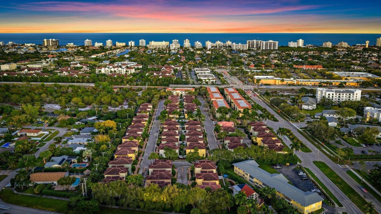 107 Via Poinciana Lane, Boca Raton, FL 33487 Photo