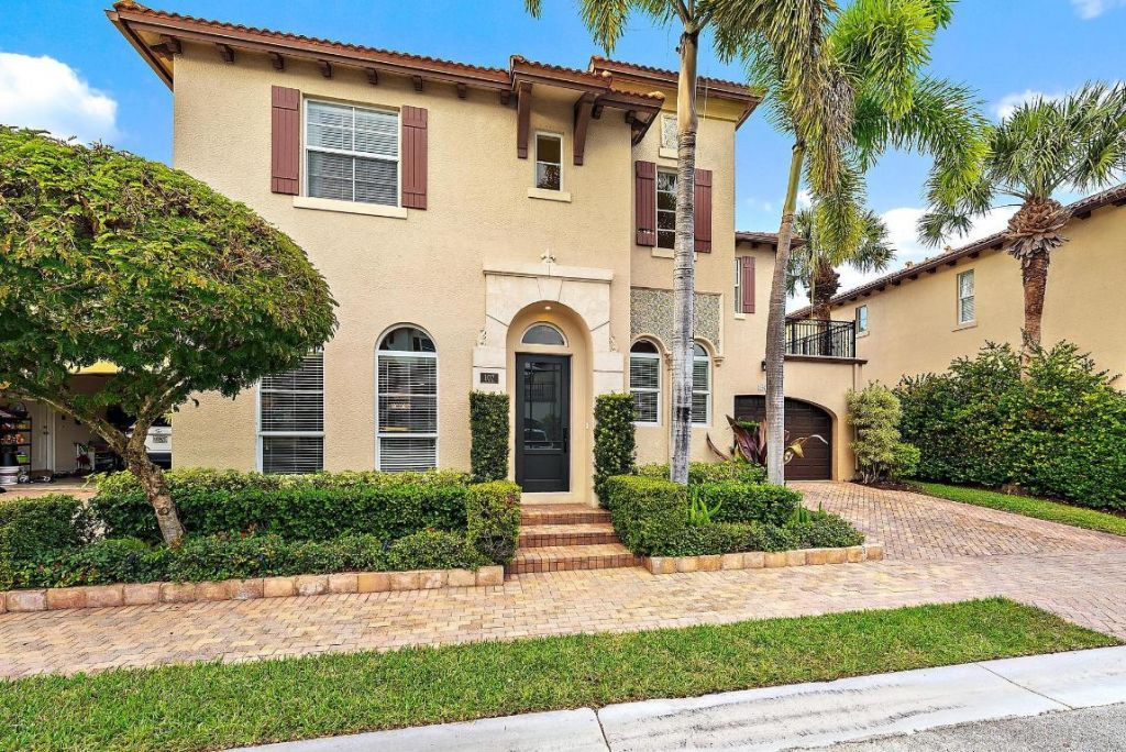 107 Via Poinciana Lane, Boca Raton, FL 33487 Photo
