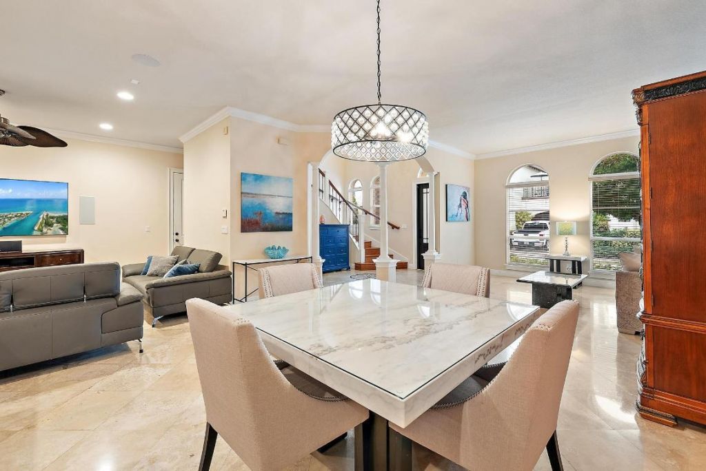 107 Via Poinciana Lane, Boca Raton, FL 33487 Photo