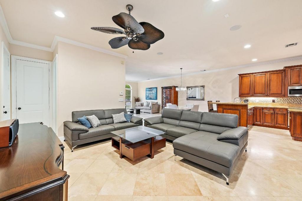 107 Via Poinciana Lane, Boca Raton, FL 33487 Photo