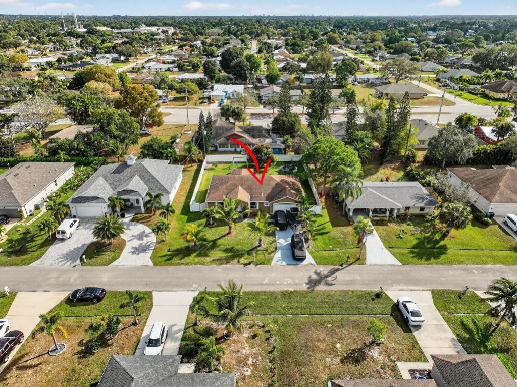 1121 SW Ivanhoe Street, Saint Lucie West, FL 34983 Photo