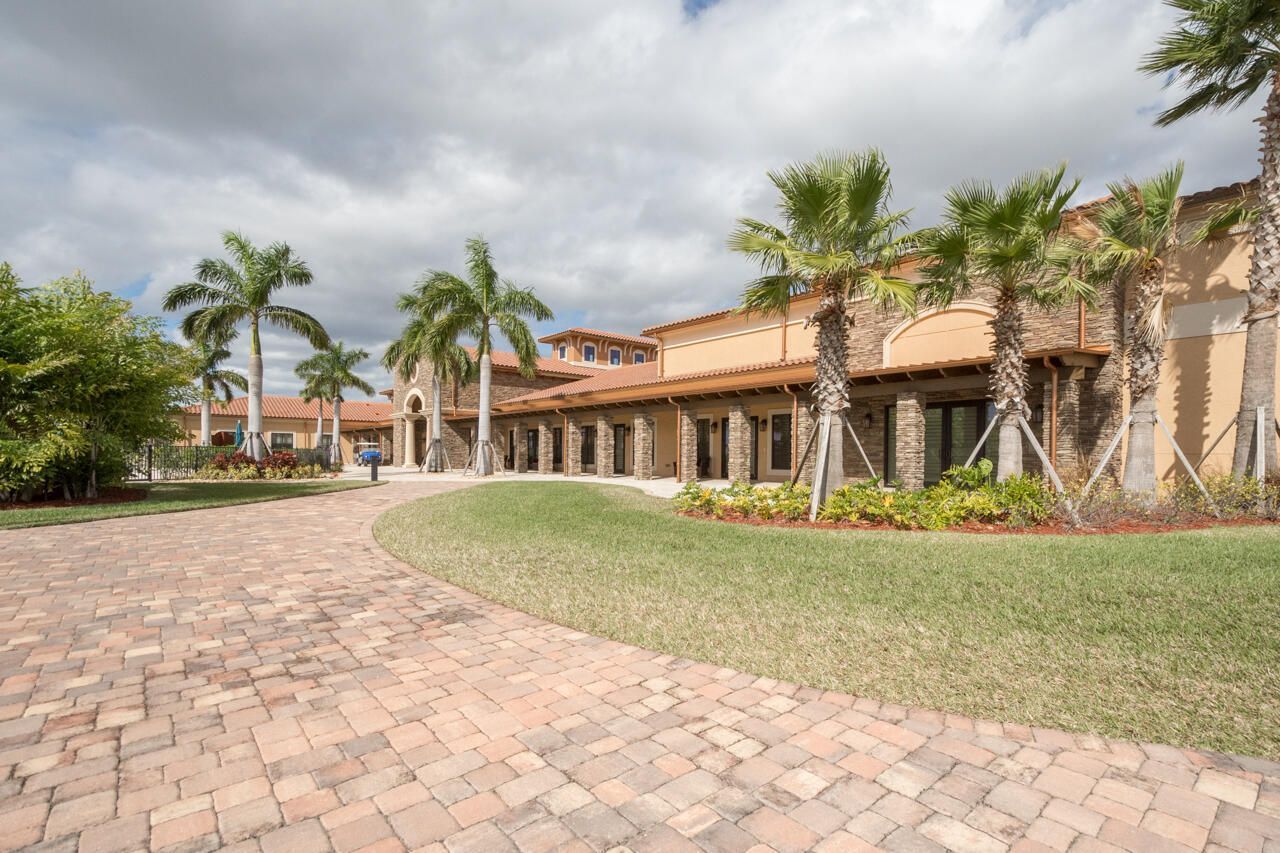 12431 SW Weeping Willow Avenue, Port Saint Lucie, FL 34987 Photo