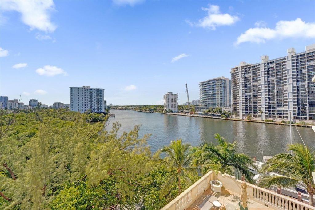 2845 NE 9th Street, Unit 603, Fort Lauderdale, FL 33304 Photo