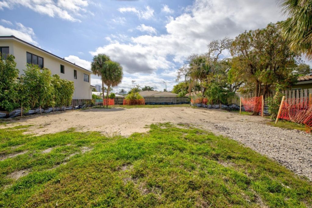 254 Capri Avenue, Lauderdale by the Sea, FL 33308 Photo