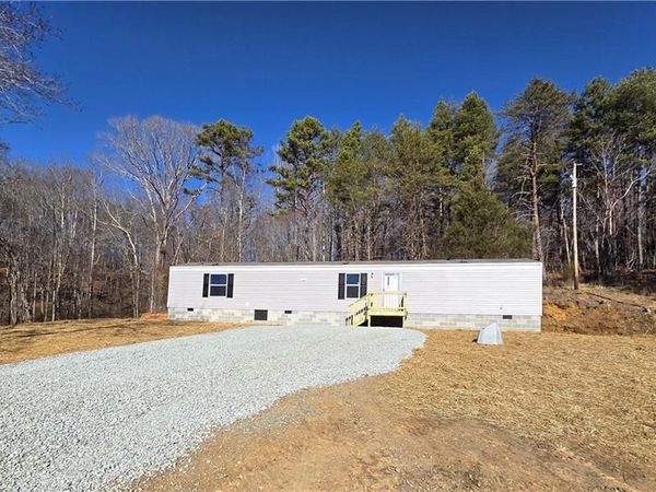 2211 Lynchburg Road, Westfield, NC 27053