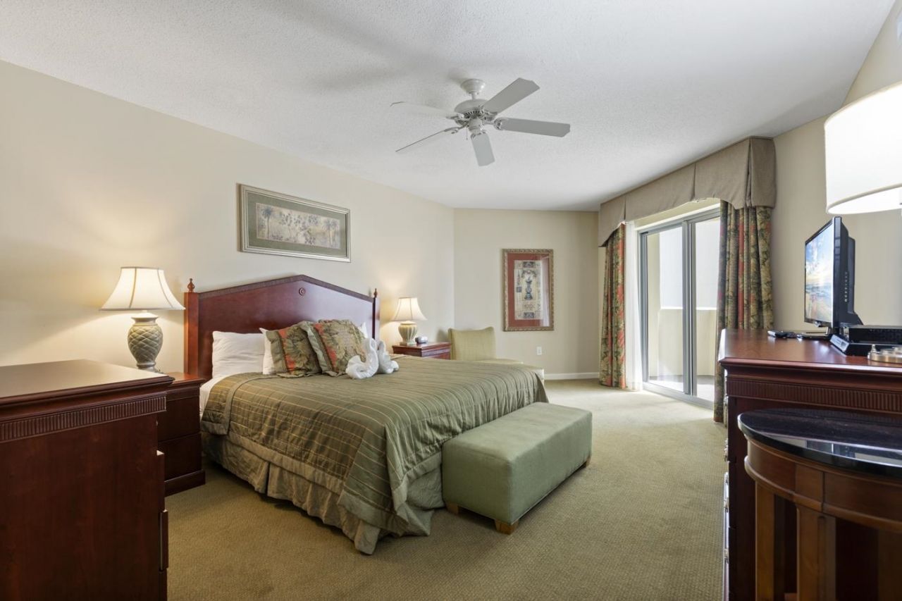 9994 Beach Club Dr. Photo 11