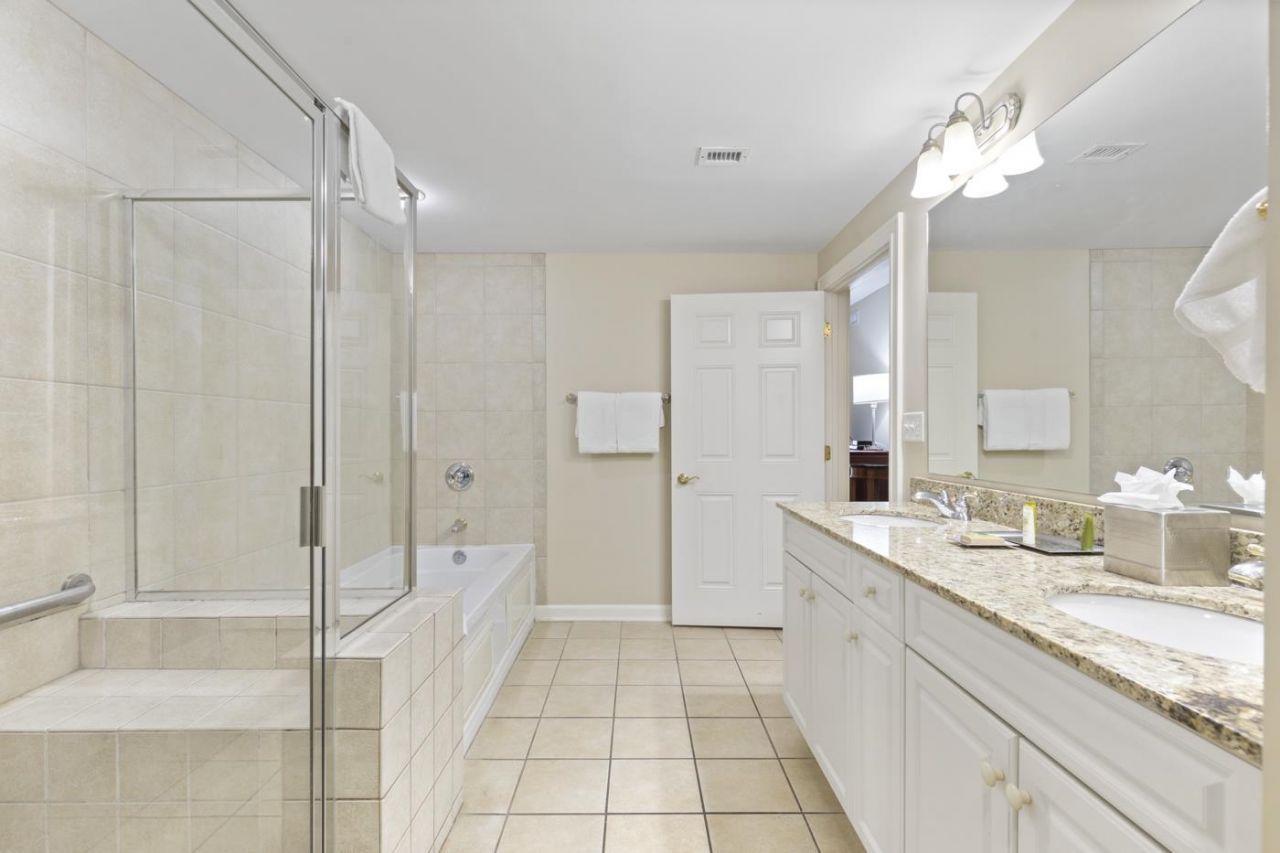 9994 Beach Club Dr. Photo 16