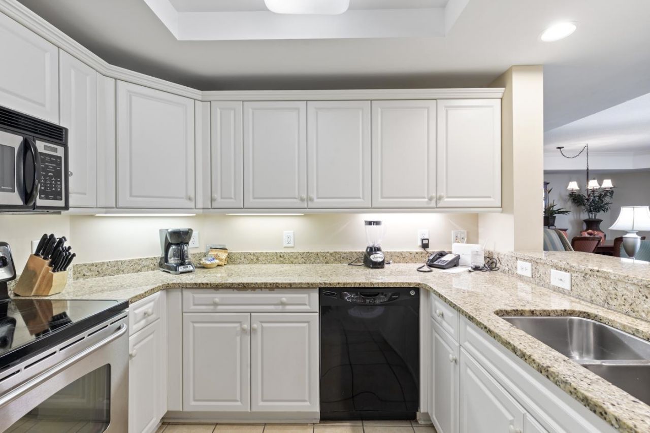 9994 Beach Club Dr. Photo 18