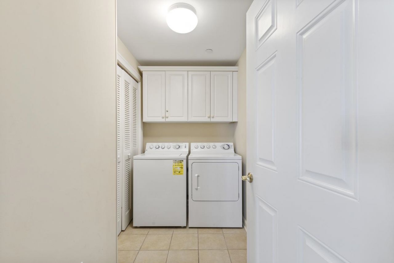 9994 Beach Club Dr. Photo 21