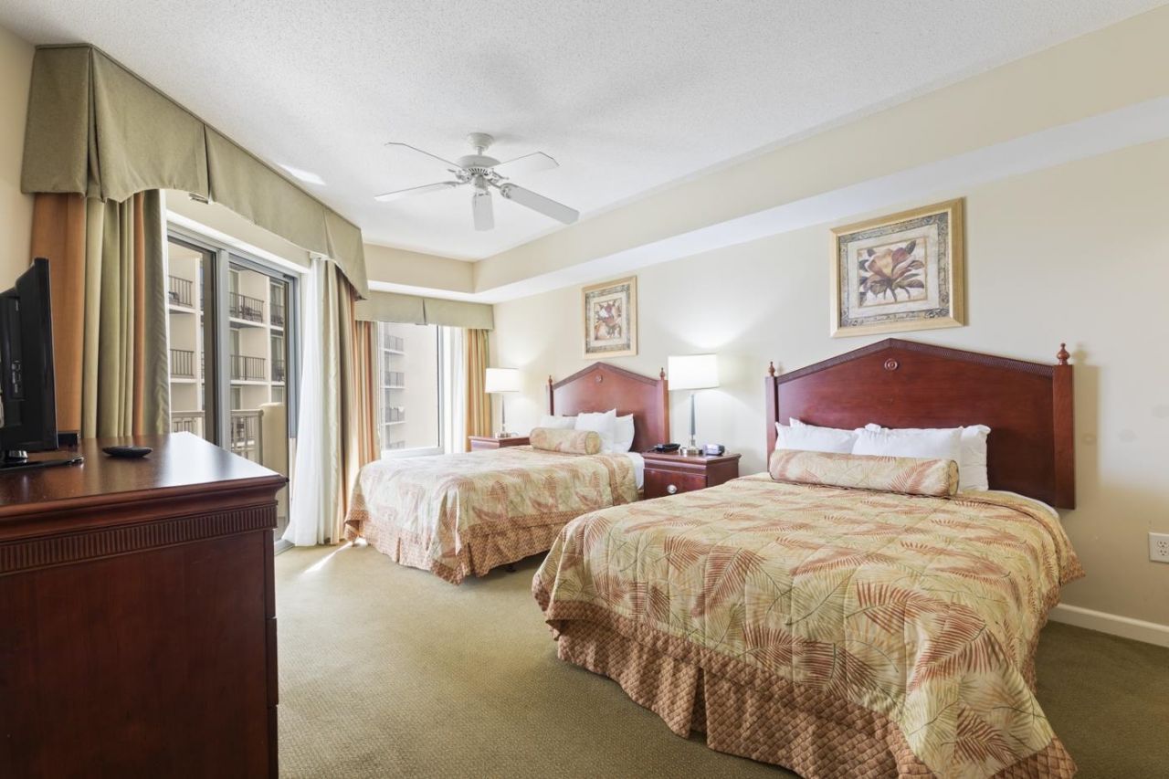 9994 Beach Club Dr. Photo 27